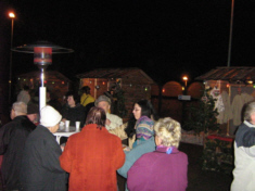 Seniorenweihnachtsfeier-Weihnachtsmarkt