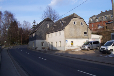Ausarbeiten am Haus an der B169 